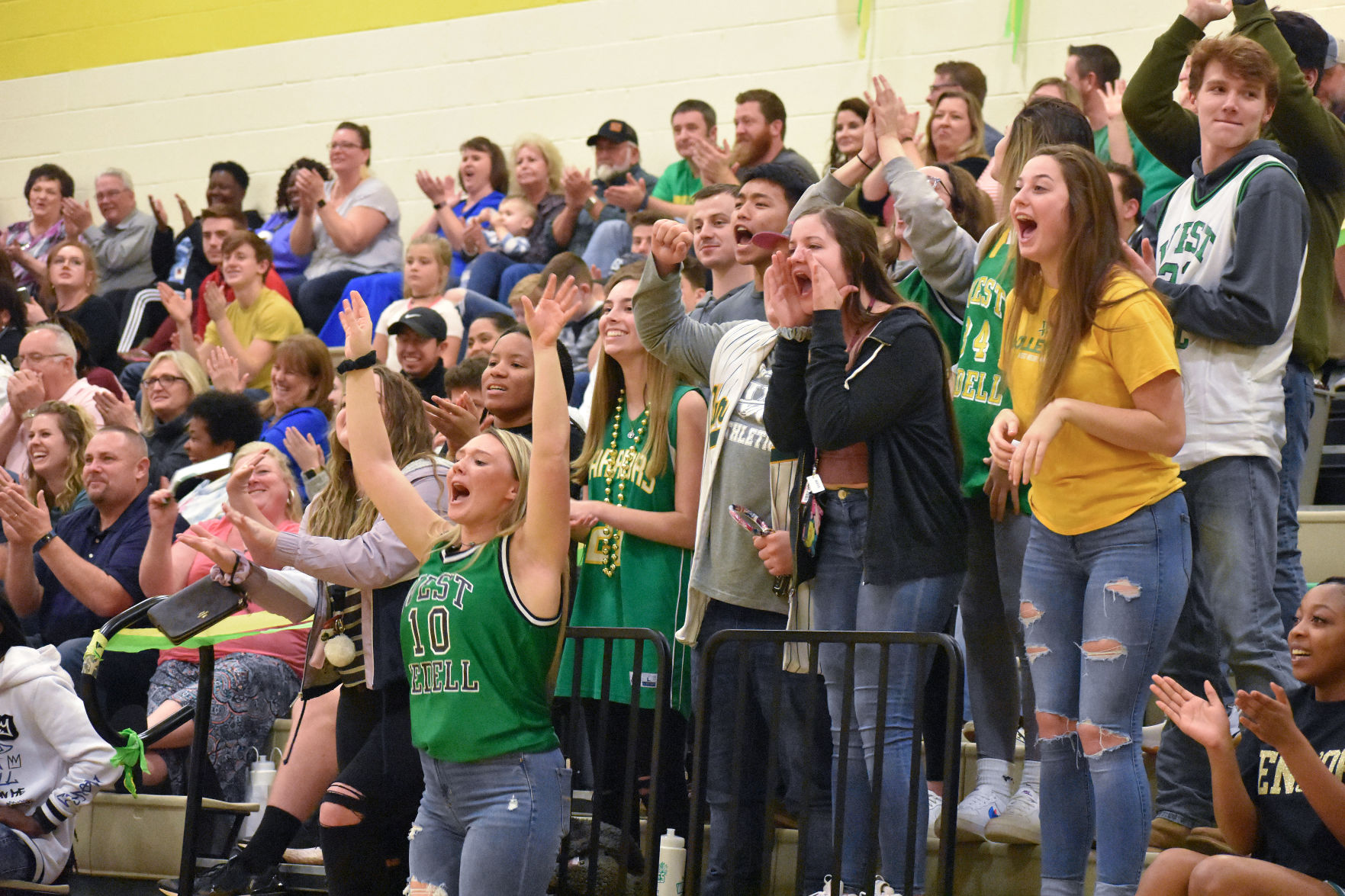 West Iredell-Draughn basketball 1.JPG